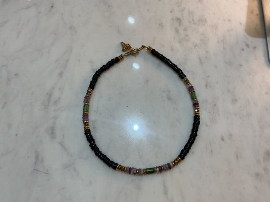 Collier Tony
