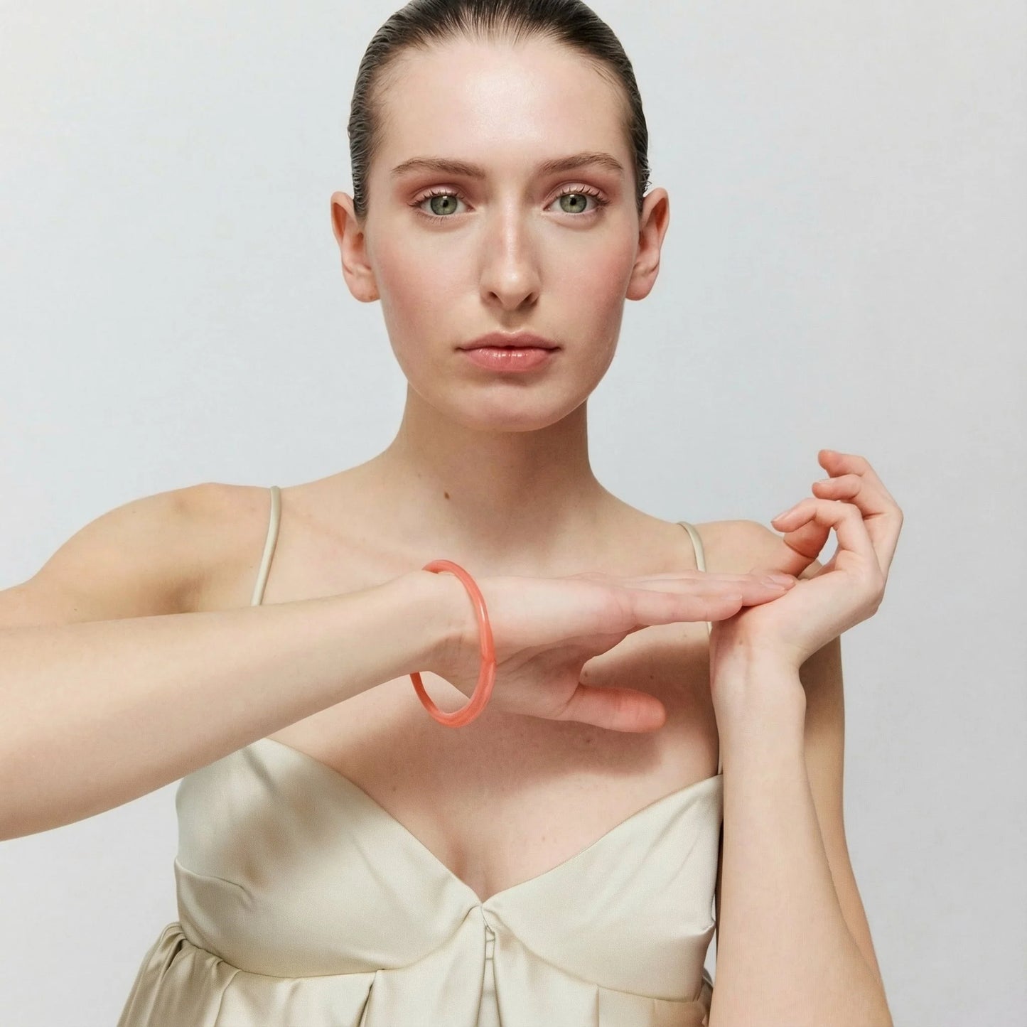 Thin Loop Bangle
